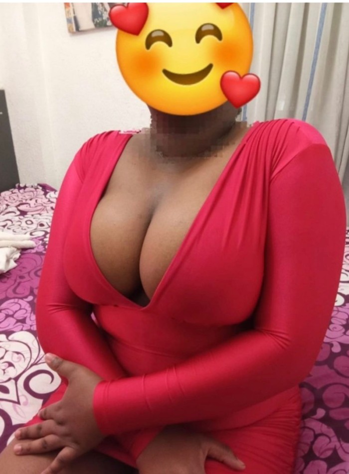 CHICA ARDIENTE Y ATREVIDA