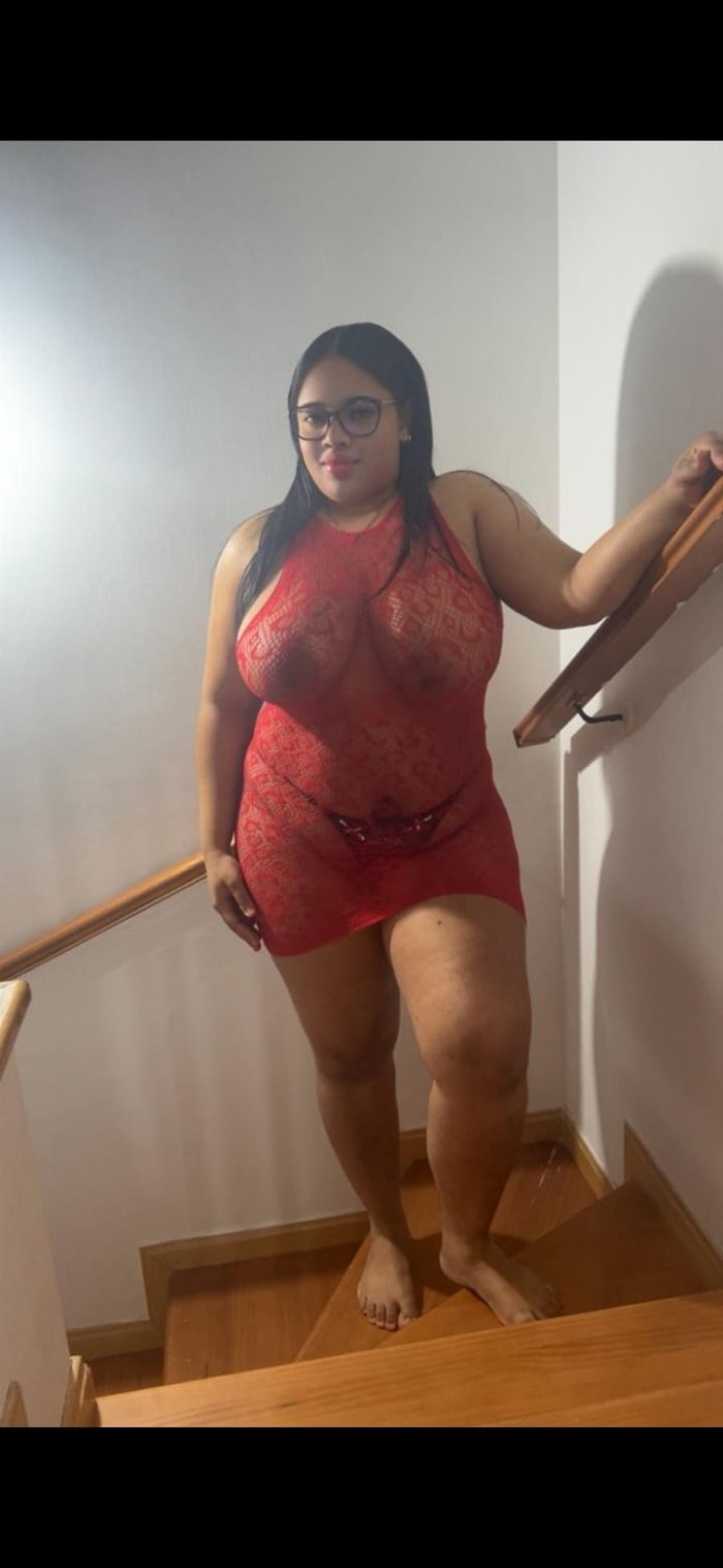 Sara Dominicana ardiente y apasionada