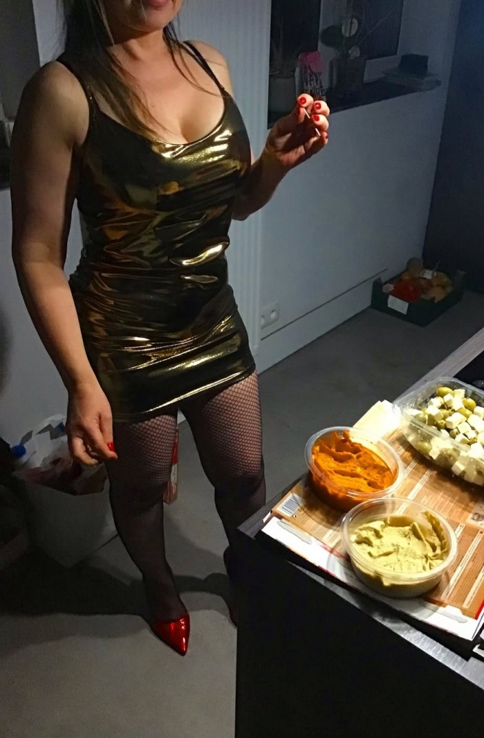 Rubia cariñosa discreta independiente masajista