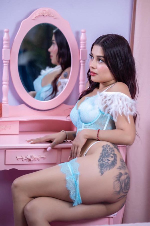 VALENTINA Un ángel tentador
