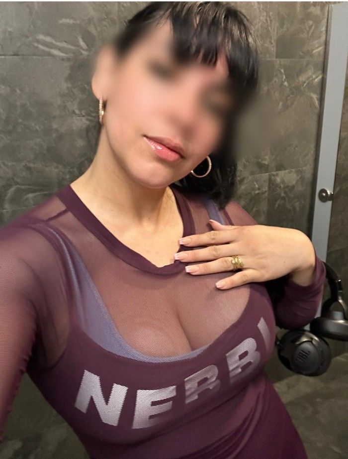 VENEZOLANA DE LUJO EXPLOSIVA Y JUGUETONA