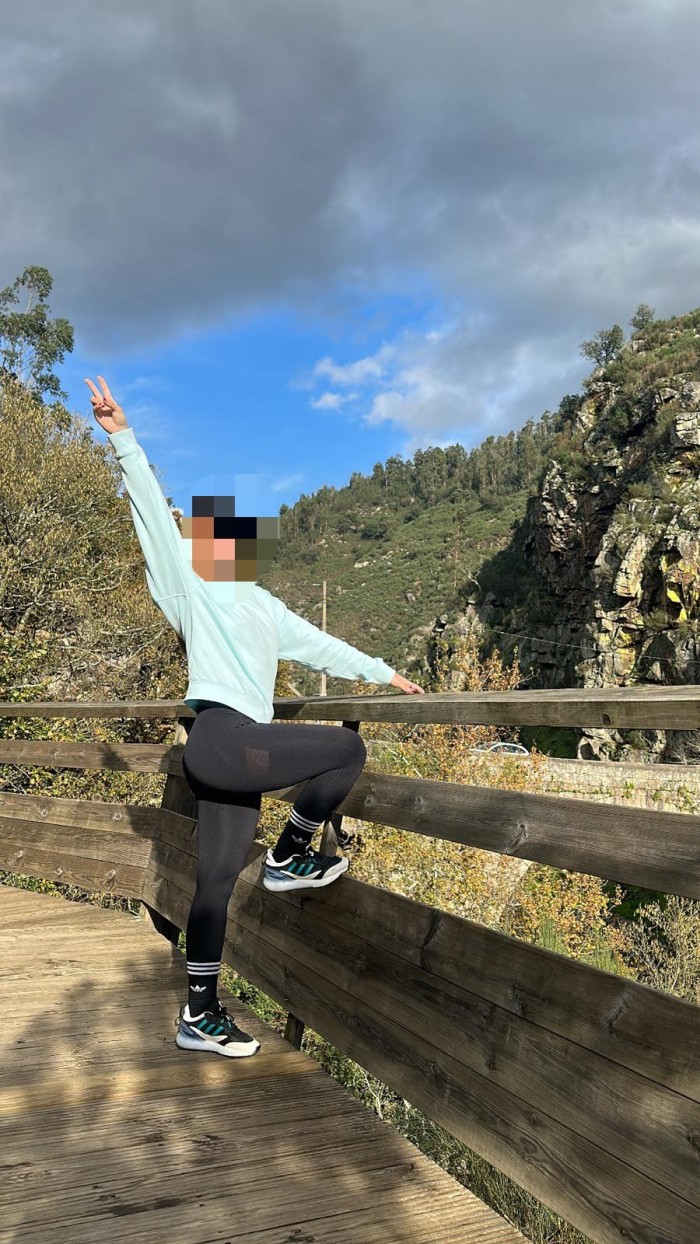 NOVEDAD JOVEN PELIRROJA PRIMERA VEZ