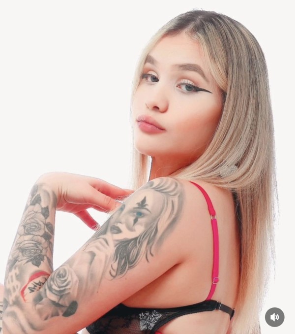 Rubita top, brasileña