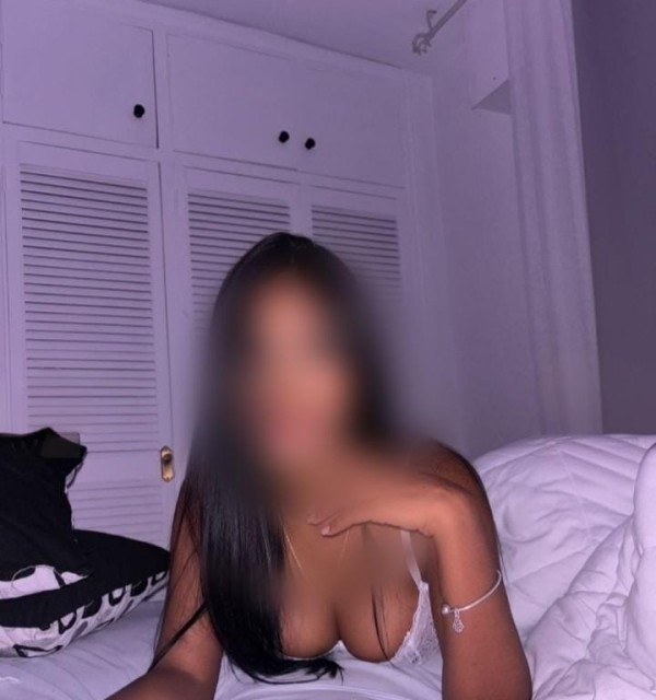 Chica sensual para hombres solventes y de buen gus