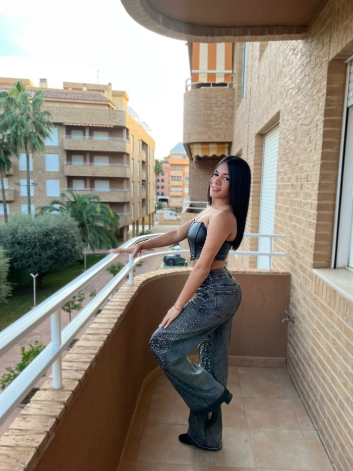 VEN A DIVERTIRTE CONMIGO ESTOY EN YECLA PLACER 24H