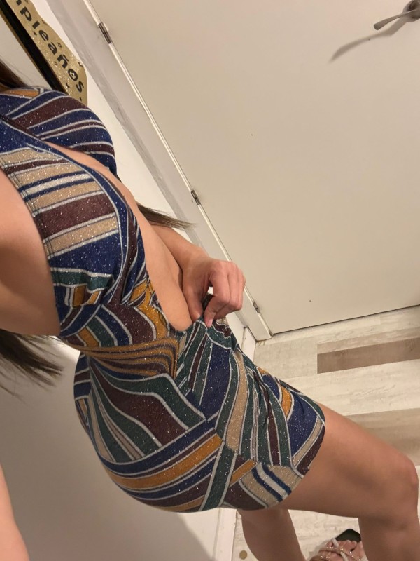 MORENA ARDIENTE DE PLACER POR GANDIA