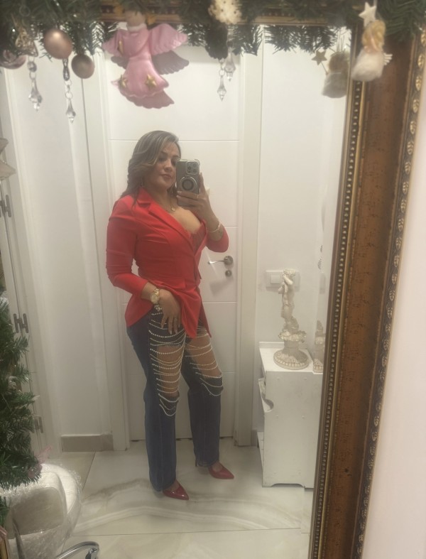 Luciana Exótica Latina