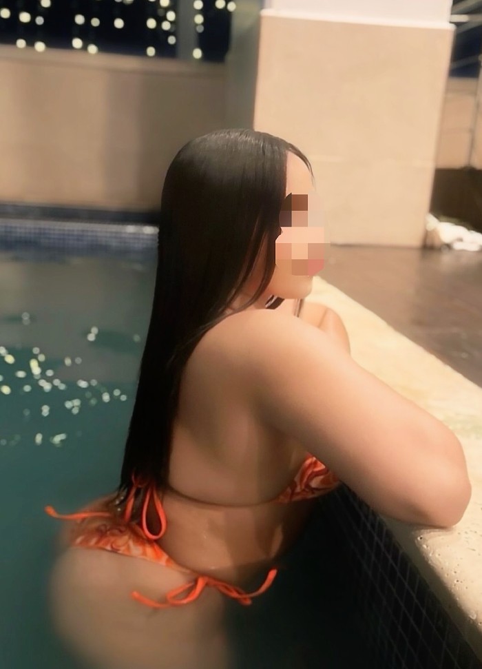JOVENCITA CULONA  CUERPO NATURAL FIESTERA  CACHOND