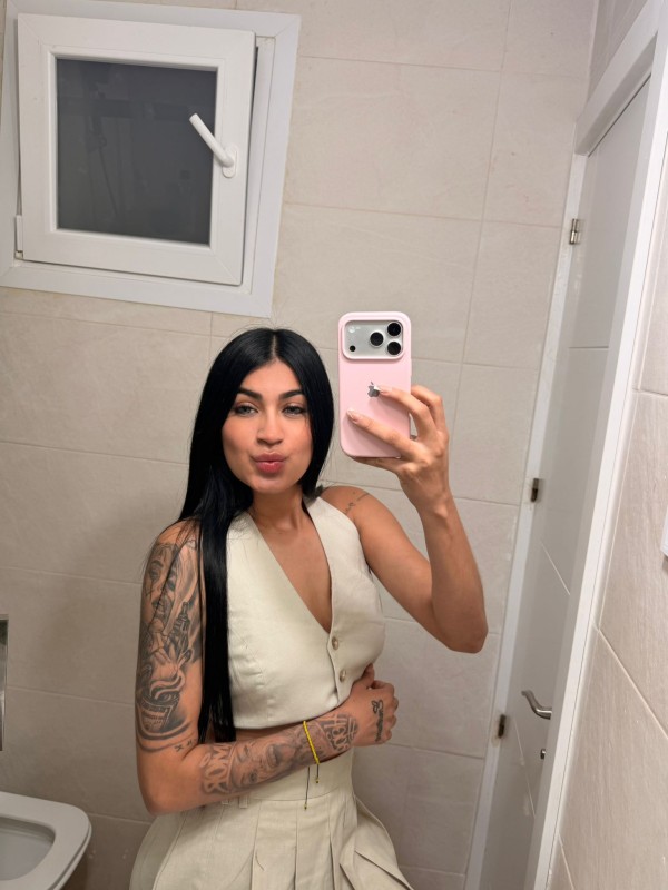 Hermosa y  cachonda koral  NOVEDAD