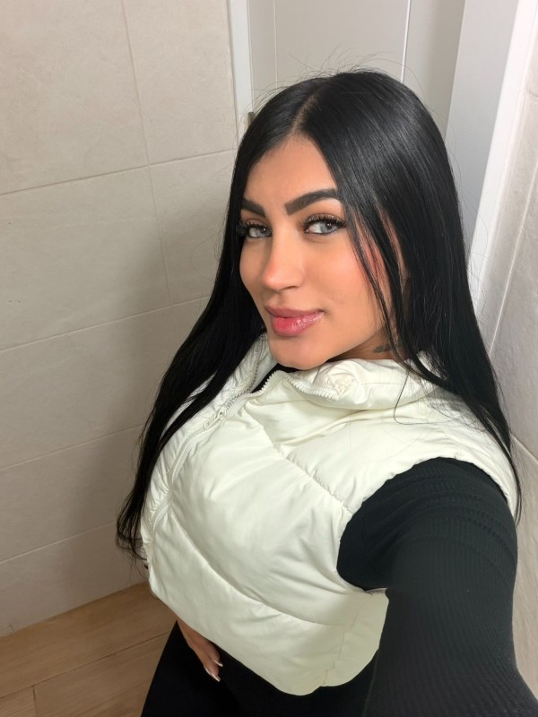jovencita NUEVA EN TU ZONA Koral