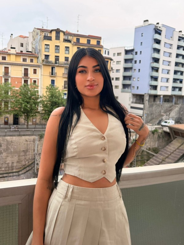 jovencita NUEVA EN TU ZONA Koral