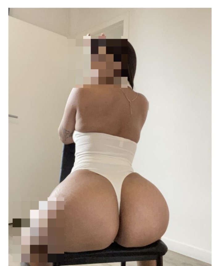 Jovencita paraguaya muy sexy y descomplicado