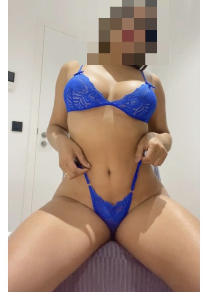 Jovencita paraguaya muy sexy y descomplicado