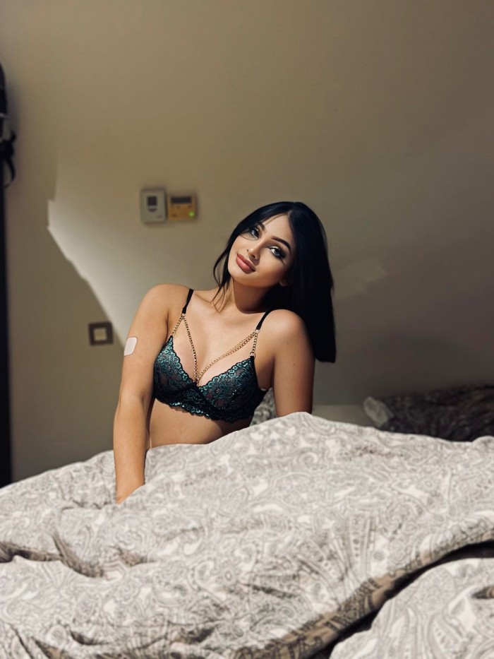JOVENCITA Y GUAPÍSIMA TRANS, NOVEDAD!!!