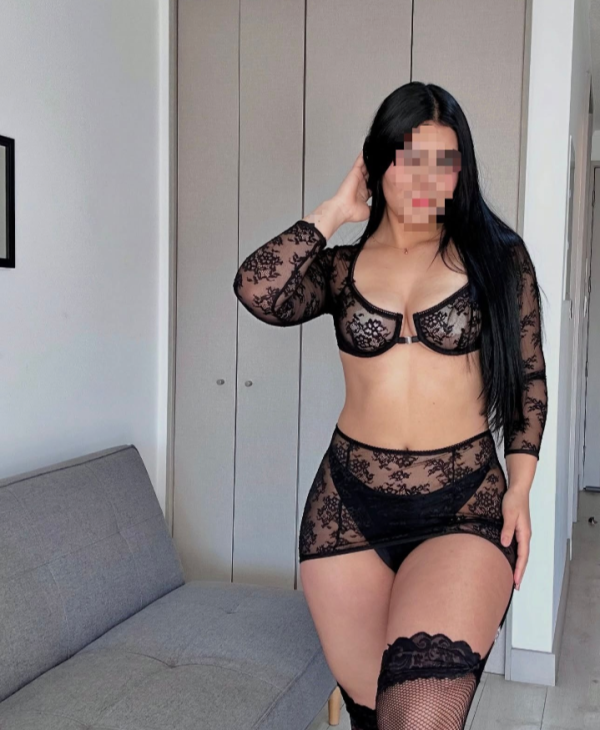 Tierna, joven fiestera y con ganas de diversión…Fotos 100% reales