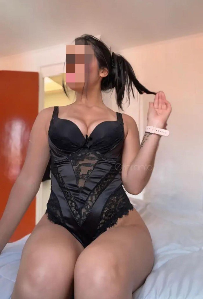 Latina caliente