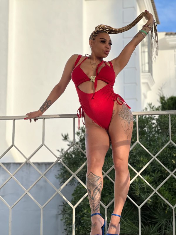 ARIA 28 años, SEDUCTORA Y MUY FOGOSA..!!!!