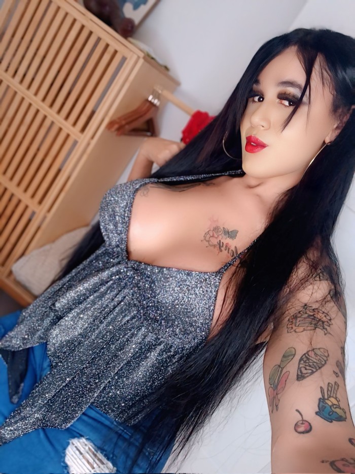 TRANS EXCLUSIVA COMPLACIENTE EN LOS CRISTIANOS