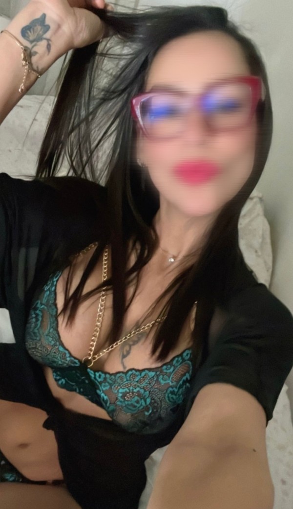 NATALIA LATINA MUY CACHONDA! GOZAMOS RICO