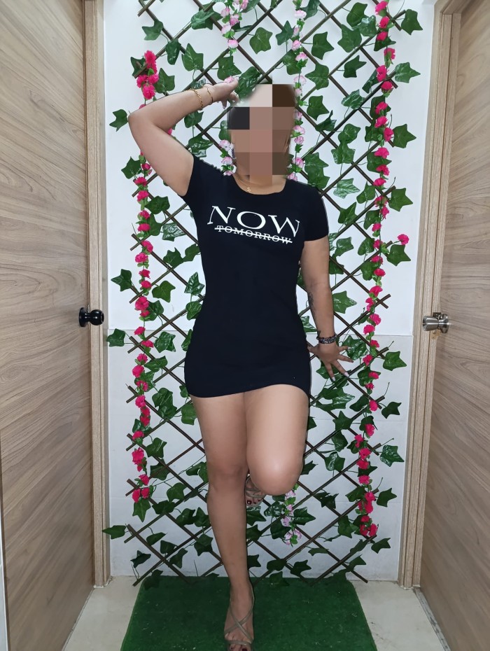 FIESTERA SOLO SALIDAS CHICA IMPLICADISMA