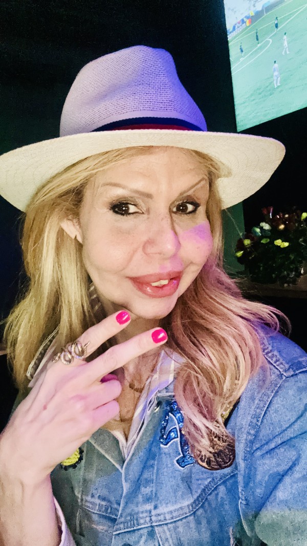 CIBELLE LA RUBIA DIOSA DEL SEXO FULL VERSÁTIL EN SAN MAMÉS FESTEIRA