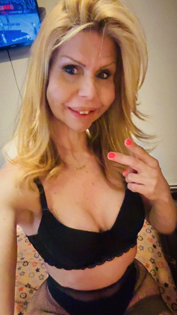 CIBELLE LA RUBIA DIOSA DEL SEXO FULL VERSÁTIL EN SAN MAMÉS FESTEIRA