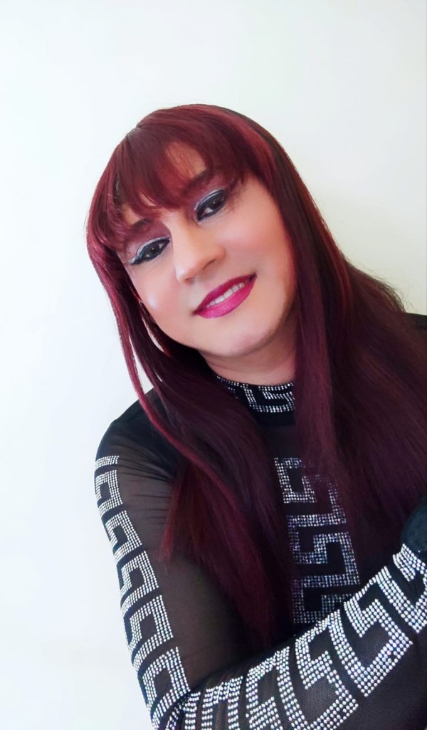 Katherine ama dominante extrovertida