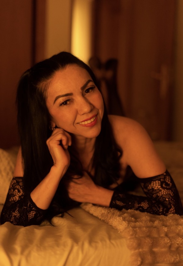 Esmeralda salidas novedad fiesteras muy calientes hacemos salida