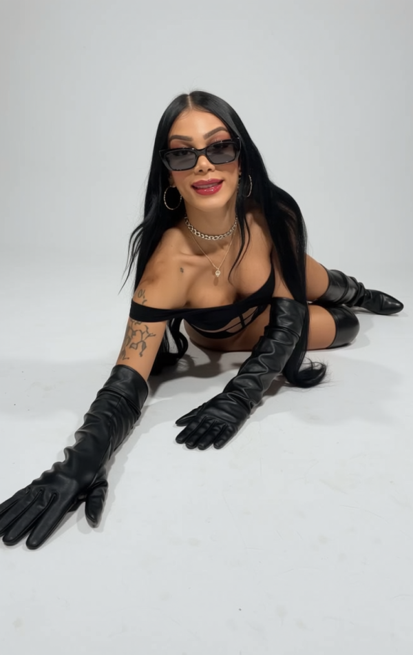 novedad Latina bomba Trans super fies y completa todo lo q buscas