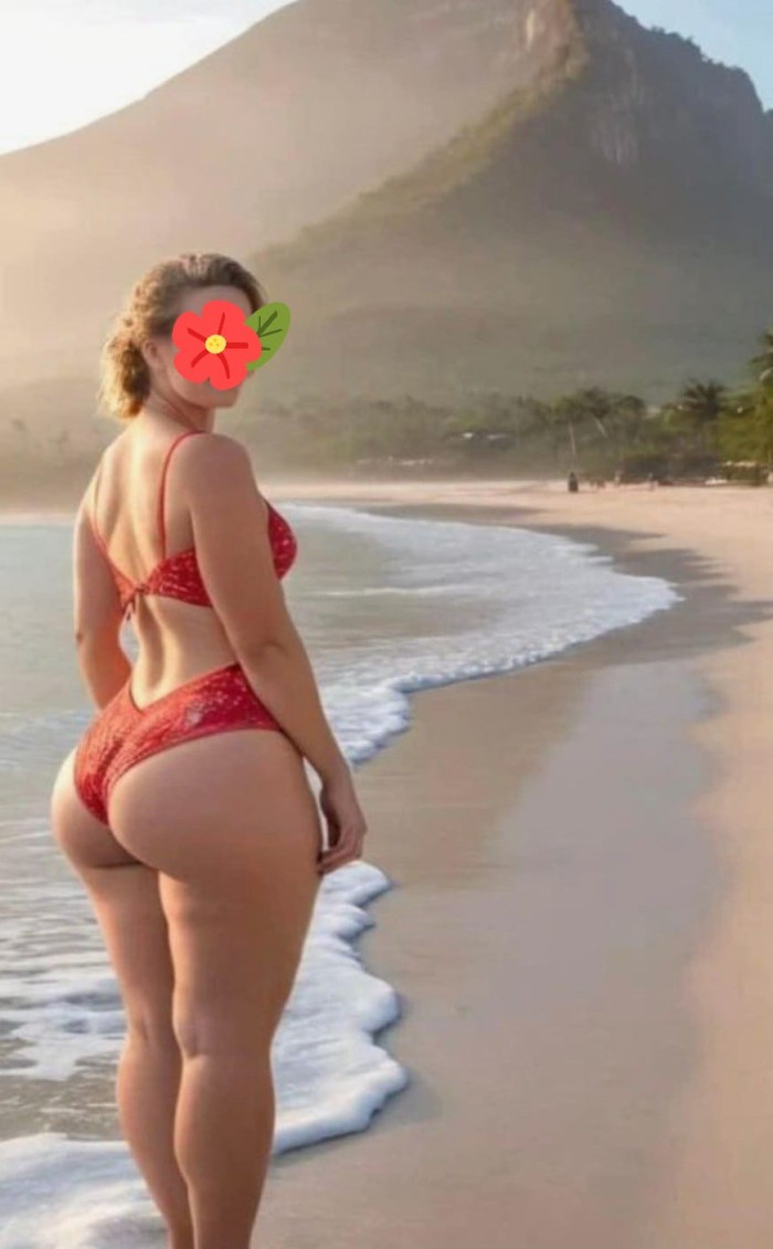 «más que una cita.. Una fantasía cumplida»..