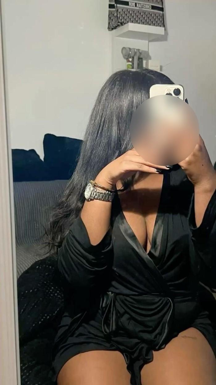 614930784 Paris Sensual complaciente y divertida!!