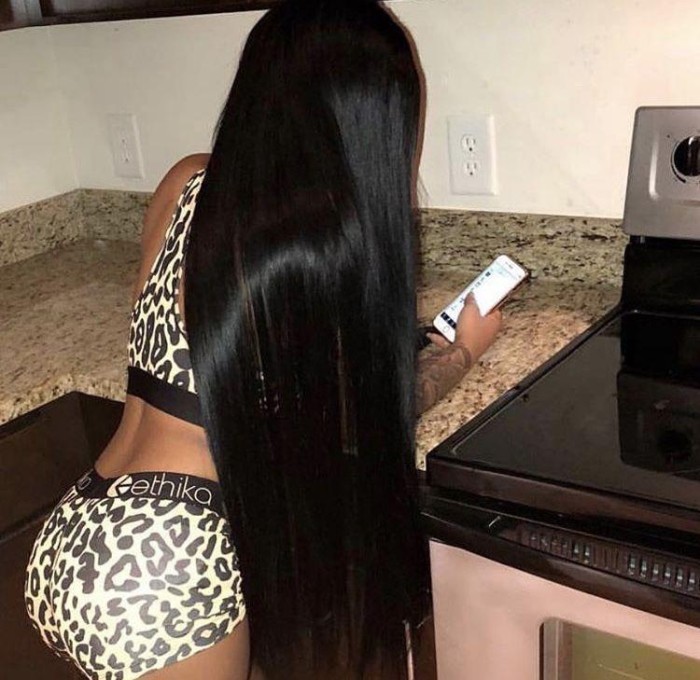 614930784 Paris Sensual complaciente y divertida!!