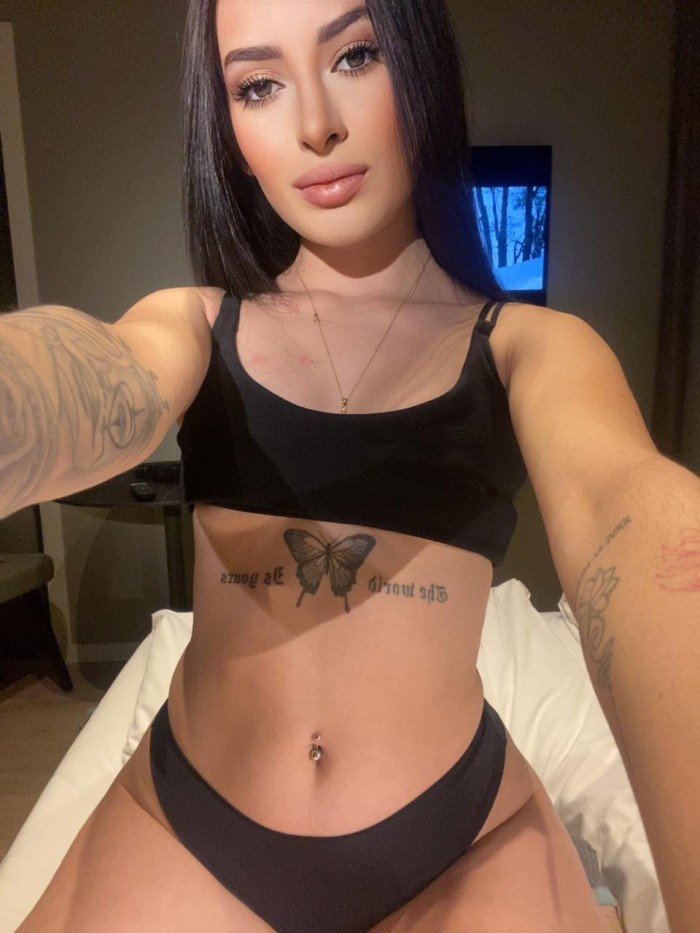 Megan encantadora latina
