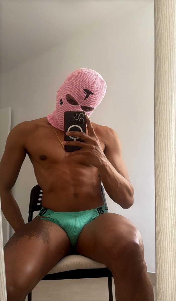 Málaga Capital Colombiano Activo 20cm disponible fiestero