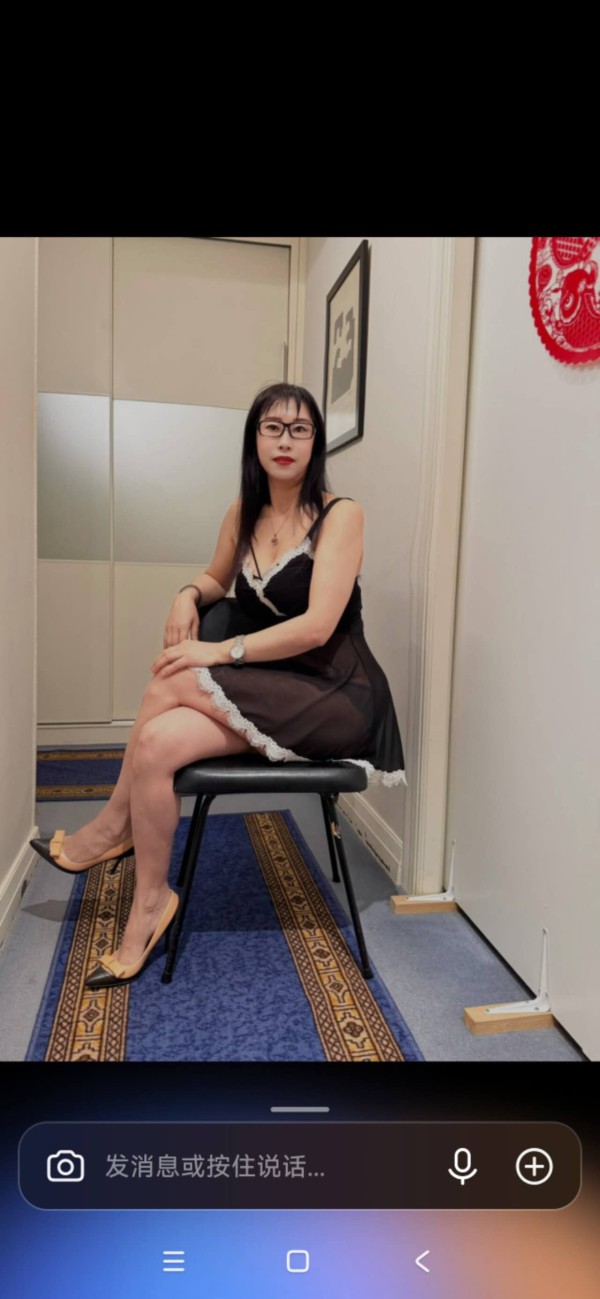 新的亚洲女孩