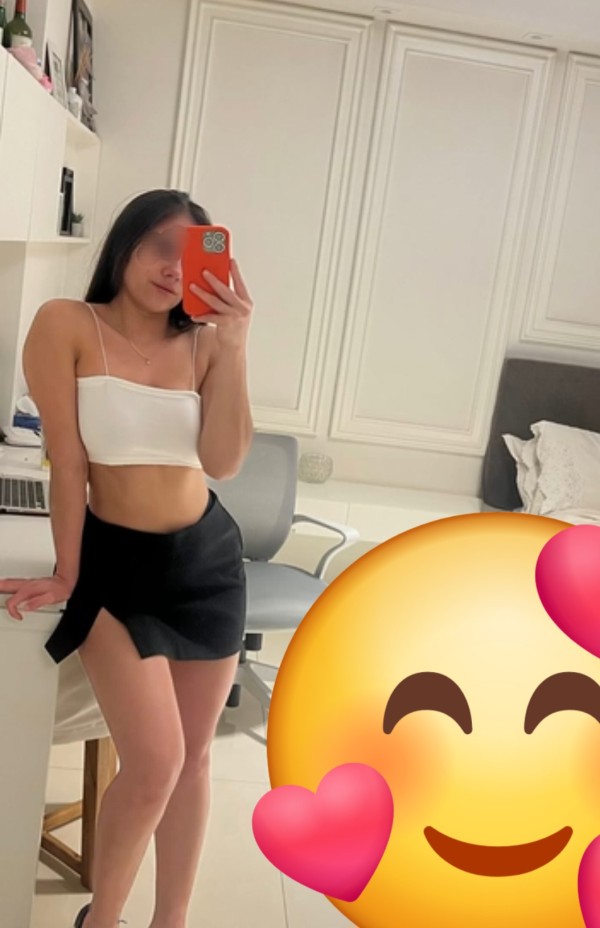JOVENCITA COQUETA MUY PUTITA COMO TE CUSTA A TI !