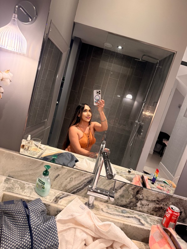 Latina NOVEDAD Activa o pasiva muy cachonda y femeni a