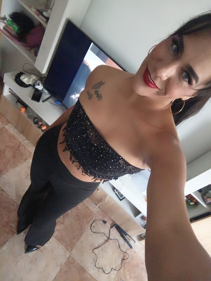 LATINA caliente recién llegada TRANS 603984236