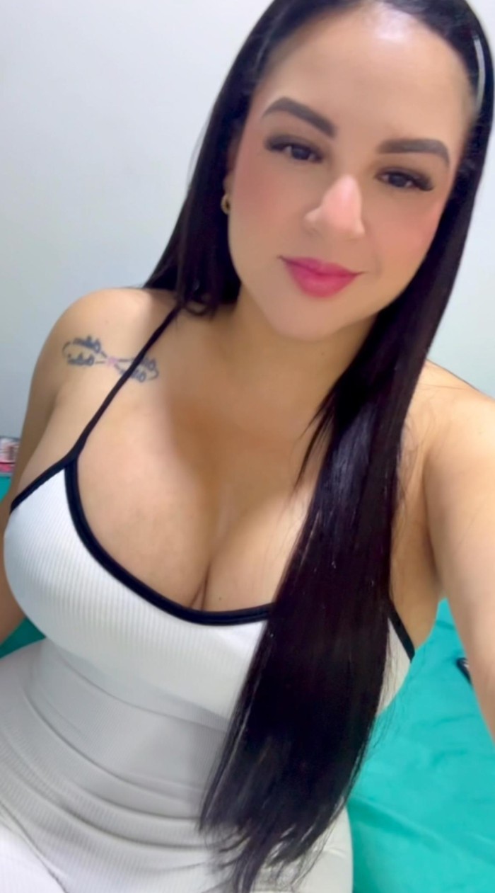 ATREVIDA VENEZOLANA CON ENERGÍA POSITIVA 24 H.