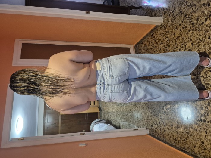 Rubia caliente con ganas que me desfoguen follando