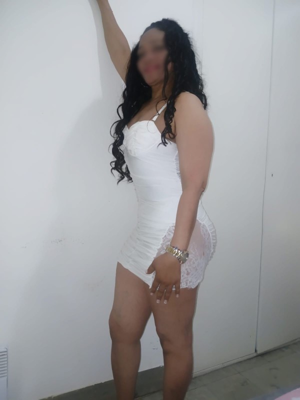 HERMOSA MASAJISTA RECIEN DIVORCIADA, DE NUEVO EN MANRESA