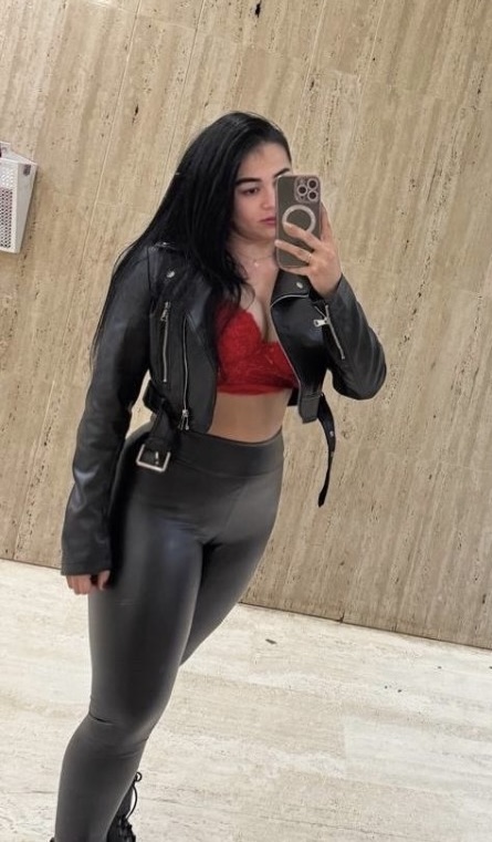 JOVENCITA VALENTINA POR ESTADO DE ALMERIA, MULTIORGASMICA