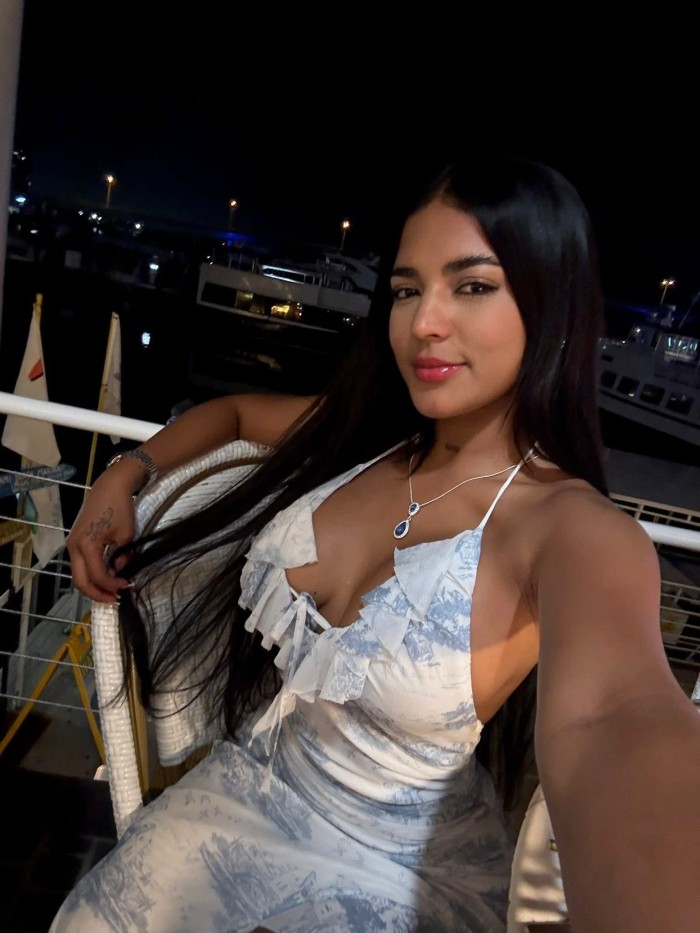 KENDAL – 23 AÑOS | VENEZOLANA EN AVILES 24H