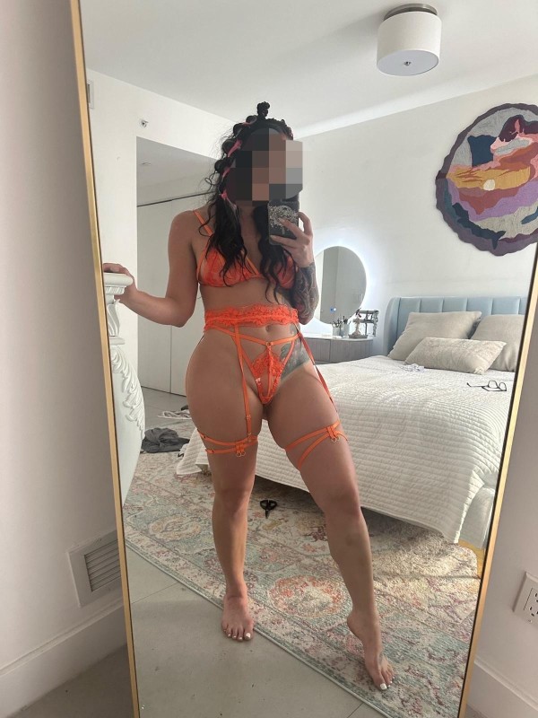 Melani española desde20/30€/ ((ANAL)642862486