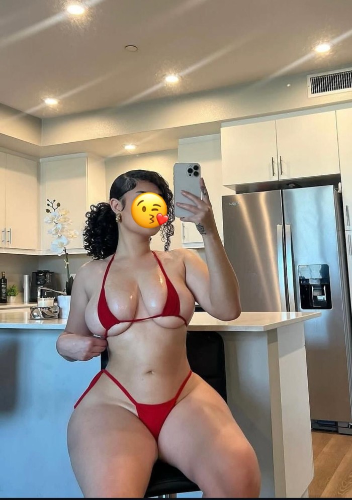 Soy dana tu chica golosa