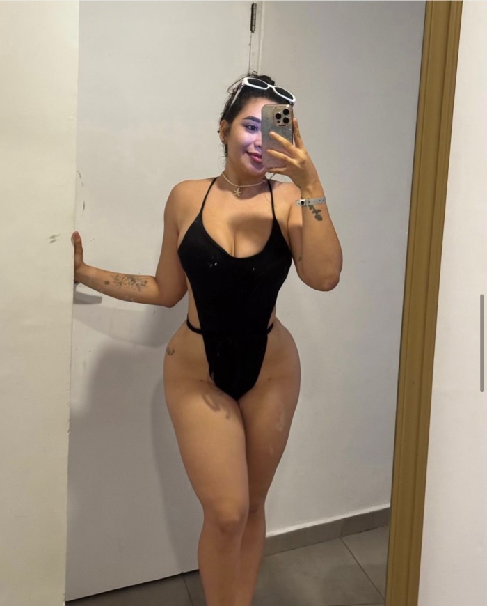 LATINA ARDIENTE CACHONDA SENSUAL MORBOSA