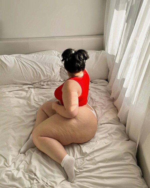 Erika cachonda ardiente un lujo de compañía