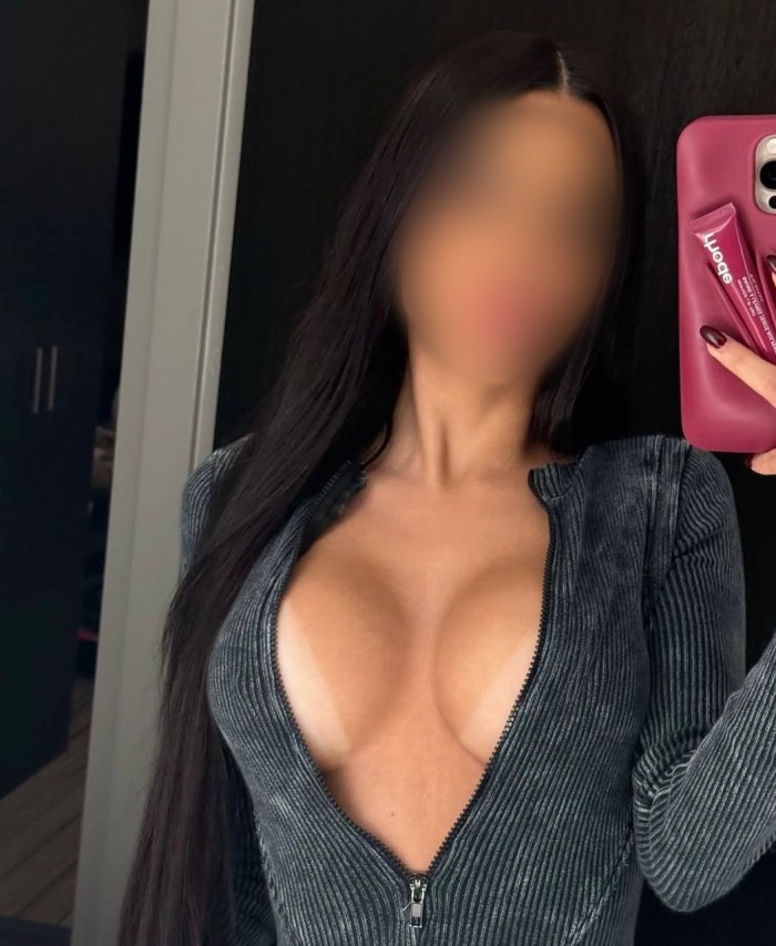 SEXY ESCORT IN MARBELLA PUERTO BANUS