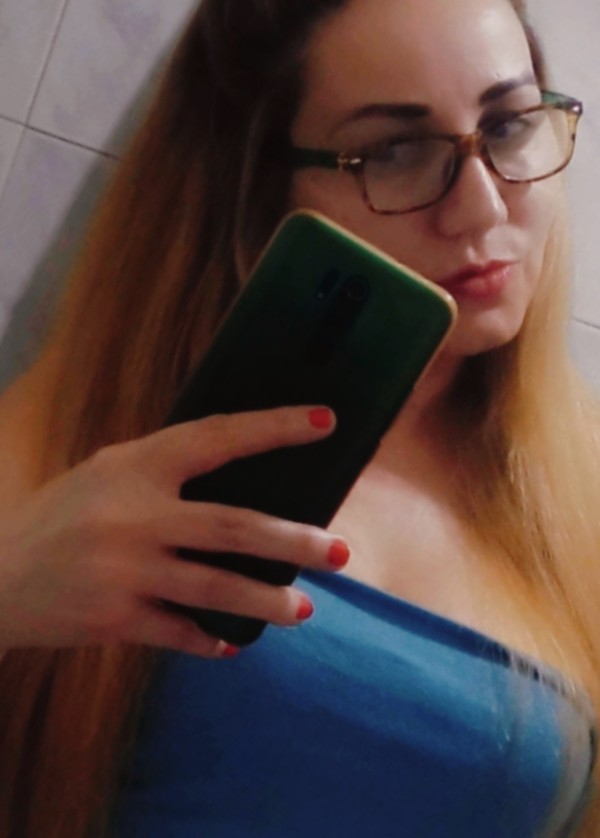 Madurita Sexi Atractiva De Paso