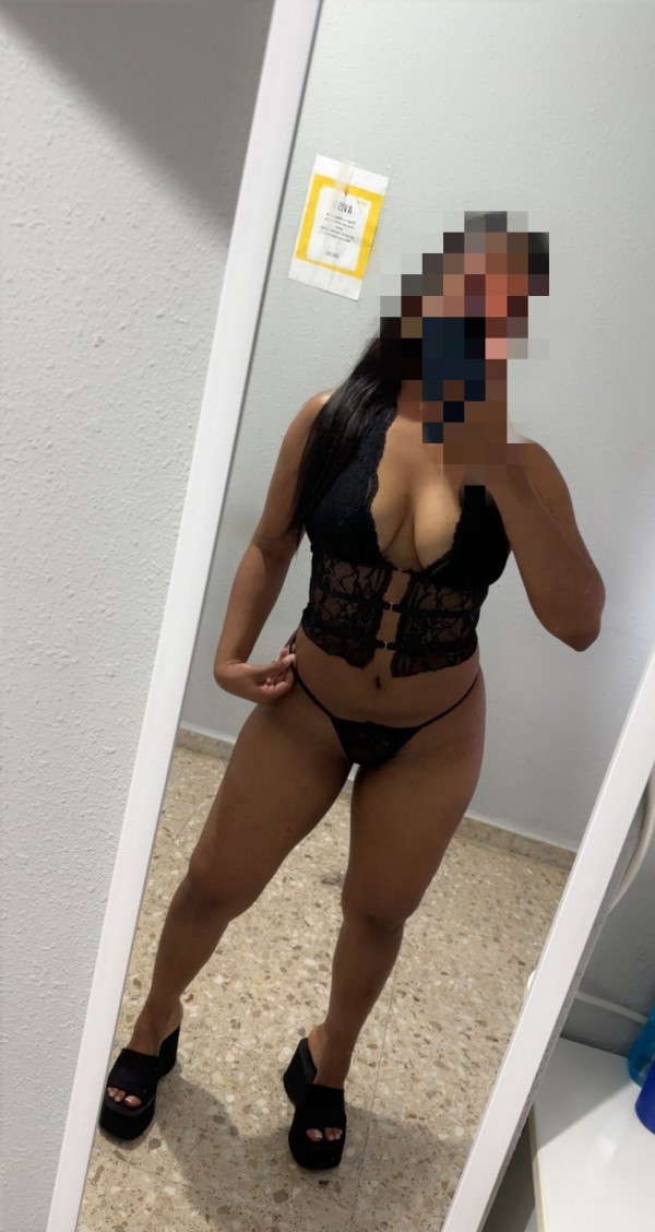 Gran novedad hermosa morena, con las mejores guarradas